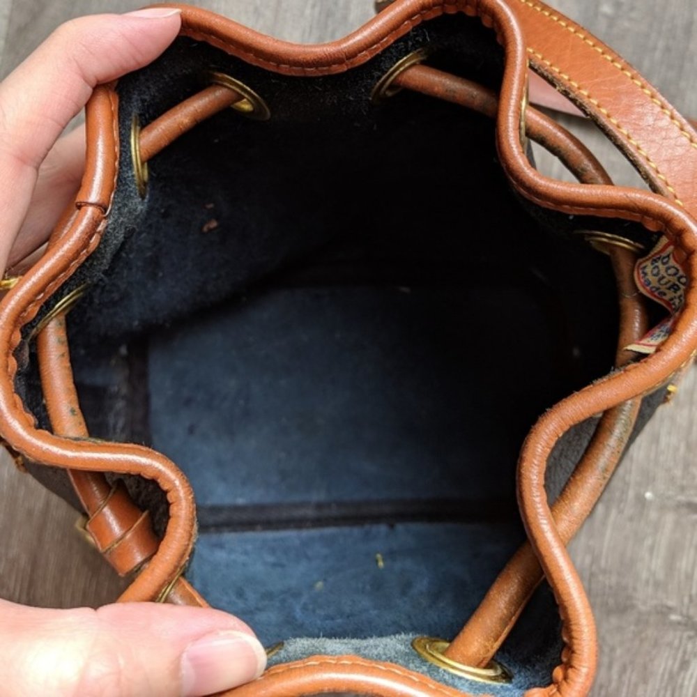 Dooney & Bourke AWL Vintage Leather Bucket Bag - Picture 2 of 8